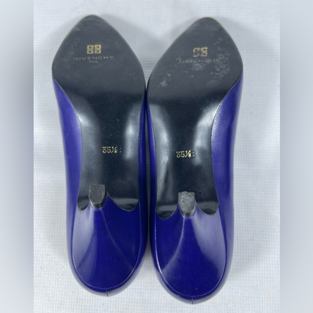 7183: Givenchy Vintage Blue Leather Bow Pumps Size 35.5 (US 5.5) w/callout - Picture 7 of 8